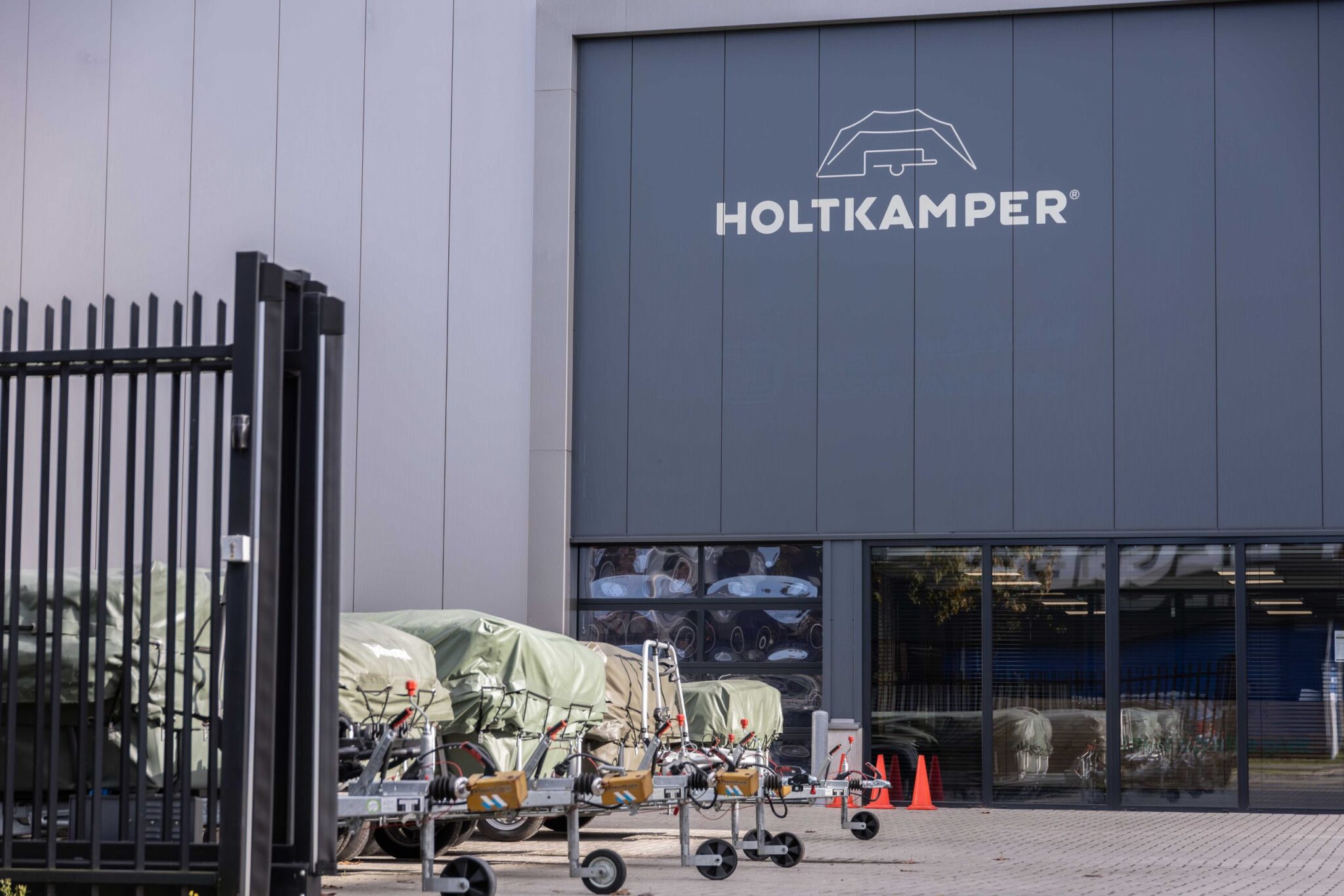 Holtkamper showroom exterior