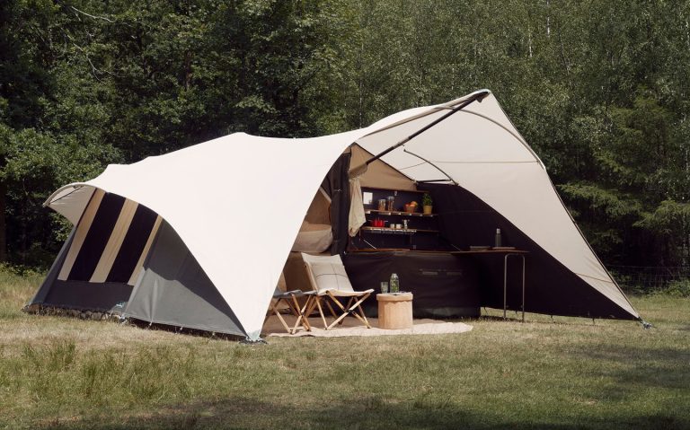 Holtkamper Aero trailer tent with extended kitchen