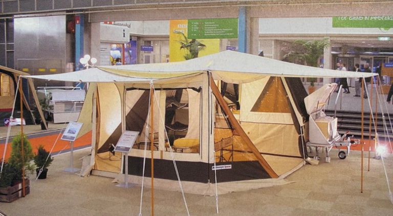Holtkamper Membrane High Tech tent roof (natural air conditioning)